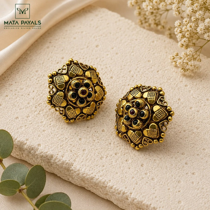 Excellent Gold Polish Stud