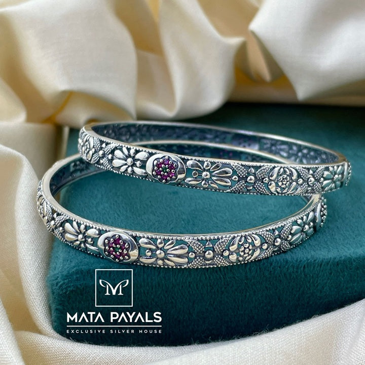 Incredible Silver Bangle