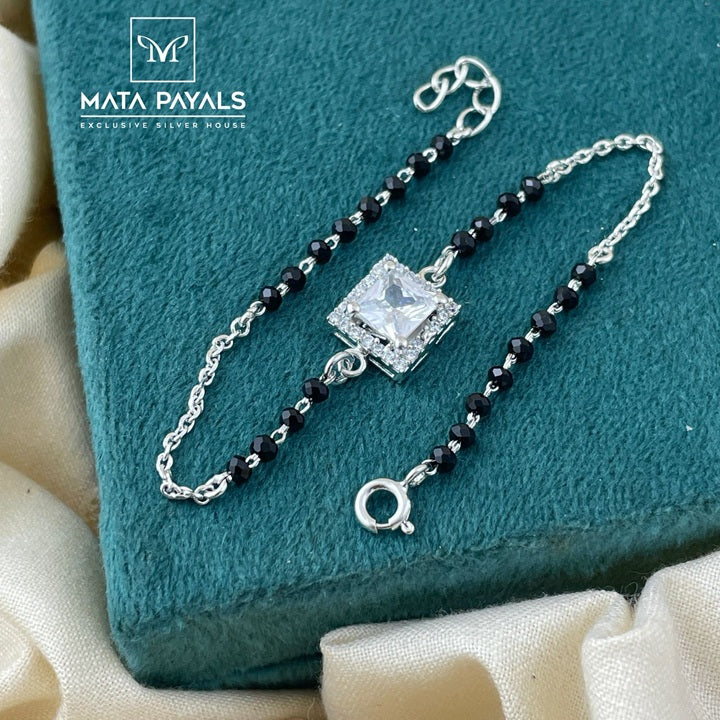 Impressive Zircon Bracelet