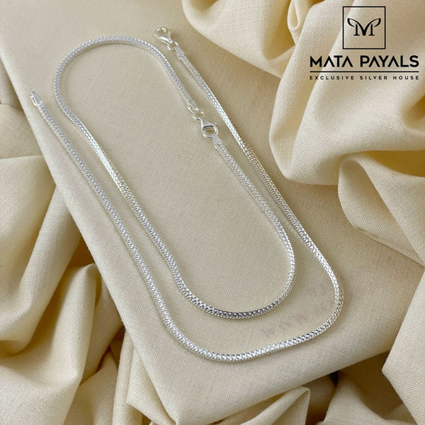 Elegant Plain Payal