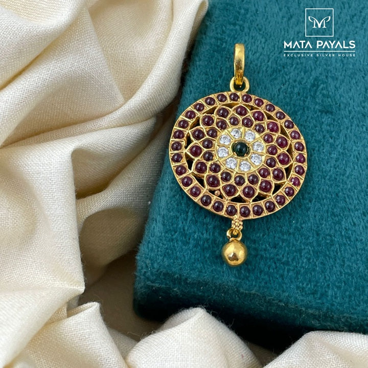 Traditional Small Pendant