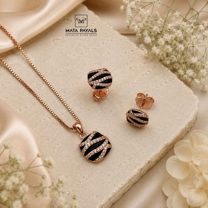 Iconic Zircon Pendant Set