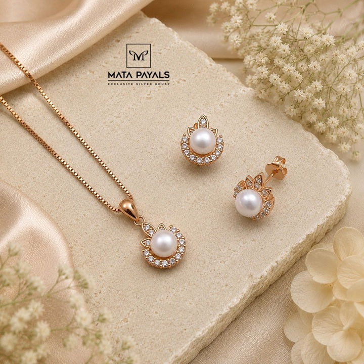 Sensational Rose Gold Pendant set