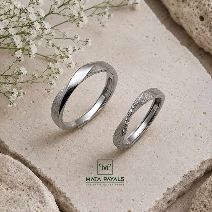 Twisted Couple Ring