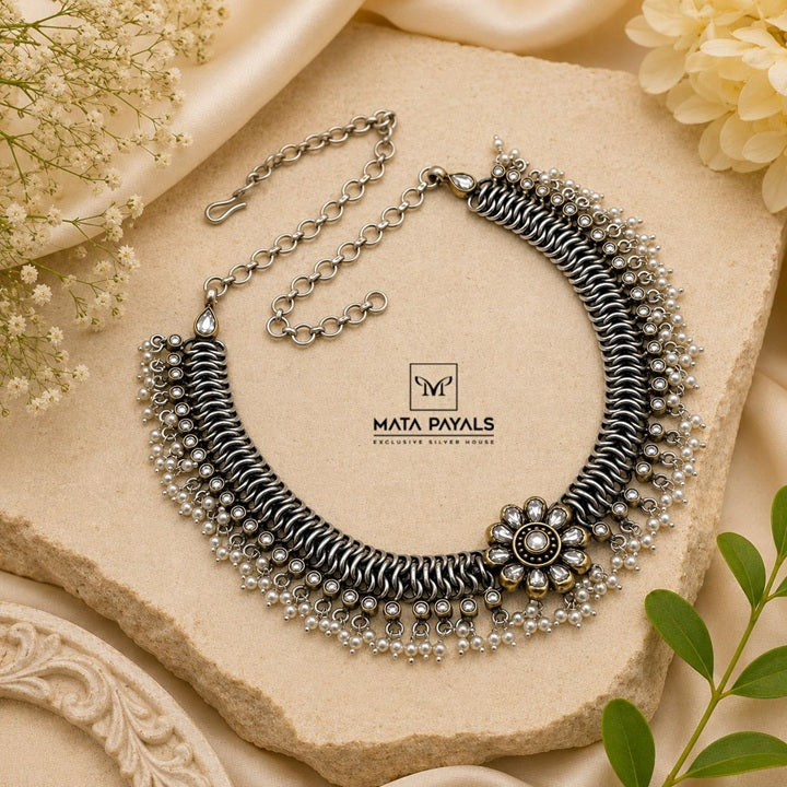 Excellent Kundan Dual Tone Necklace