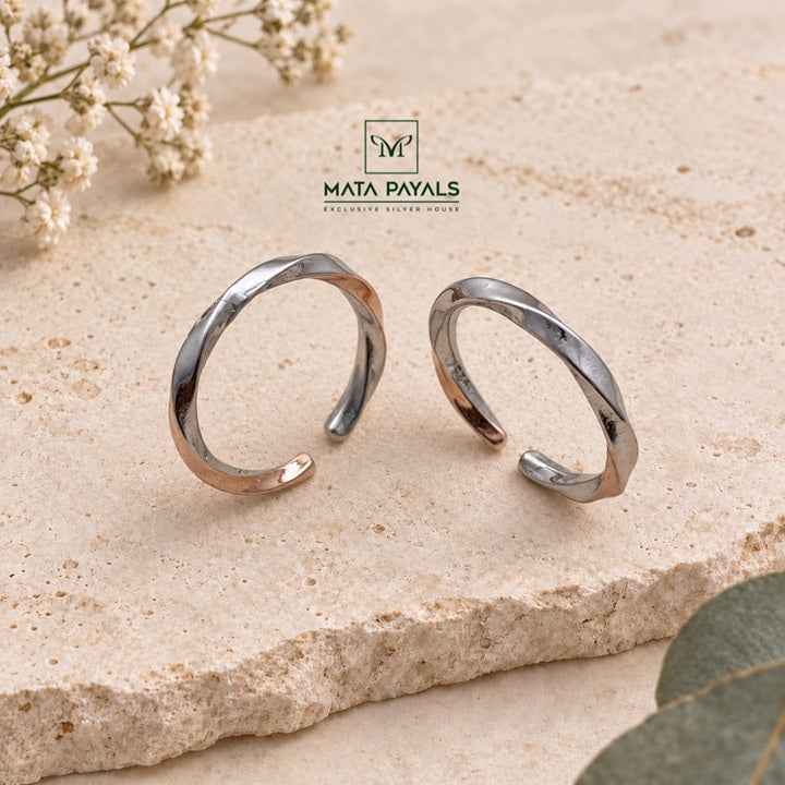 Stunning Dual tone Toe Ring