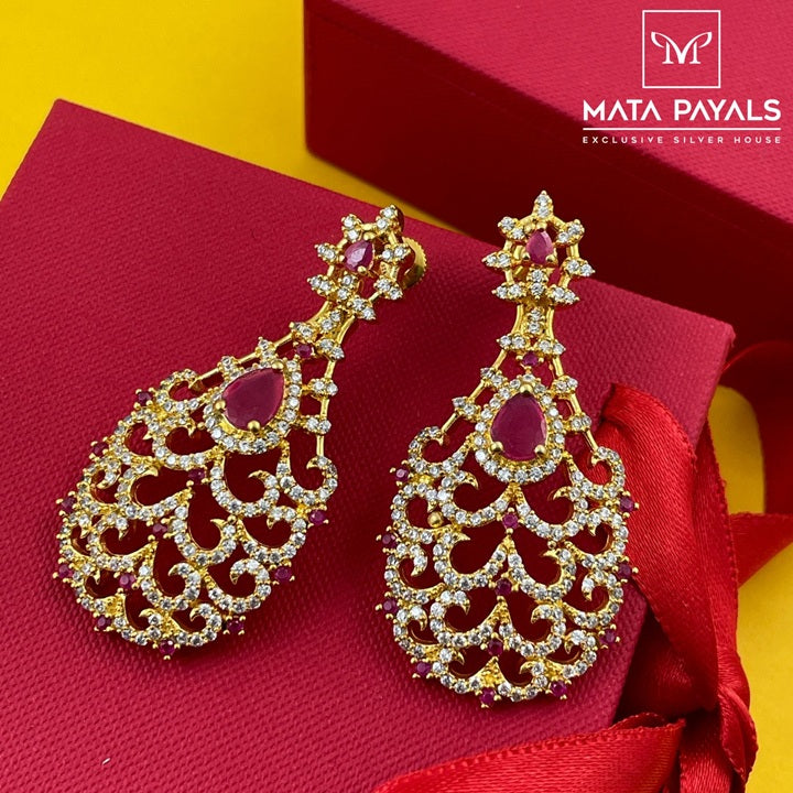 Luxurious Gold Plated Hanging