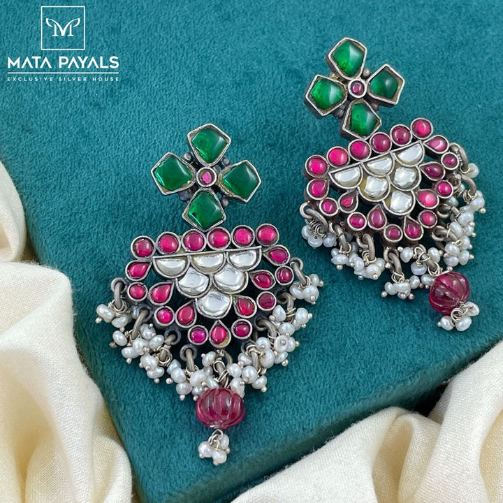 Dazzling Kundan Hanging