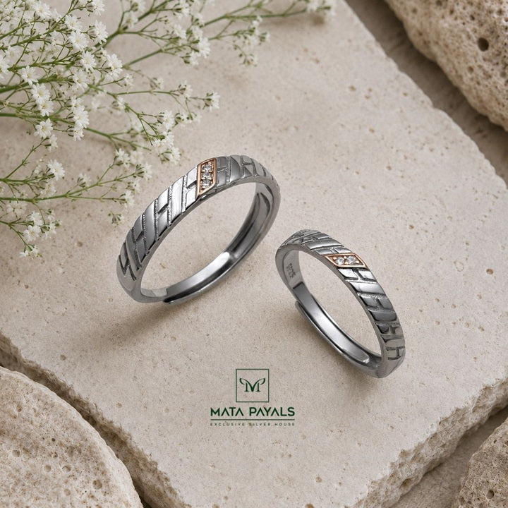 Pretty Dual Tone Couple Ring