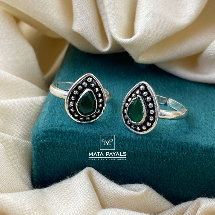 Green Tilak Toe Ring