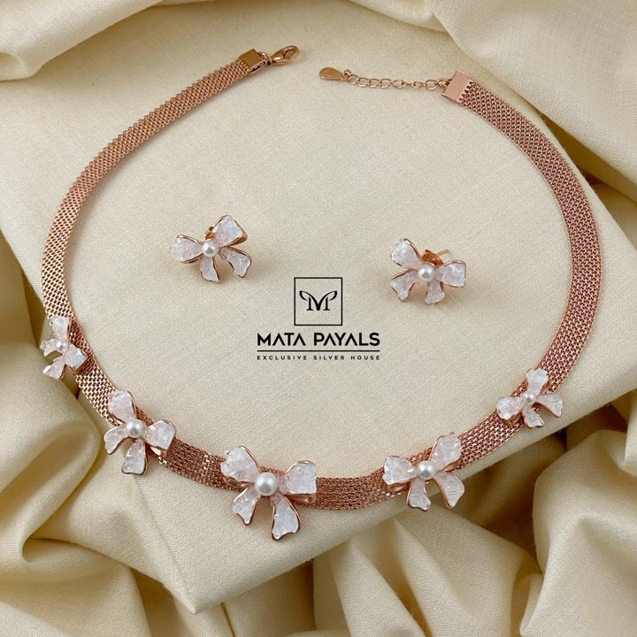 Sensational Rose Gold Necklace
