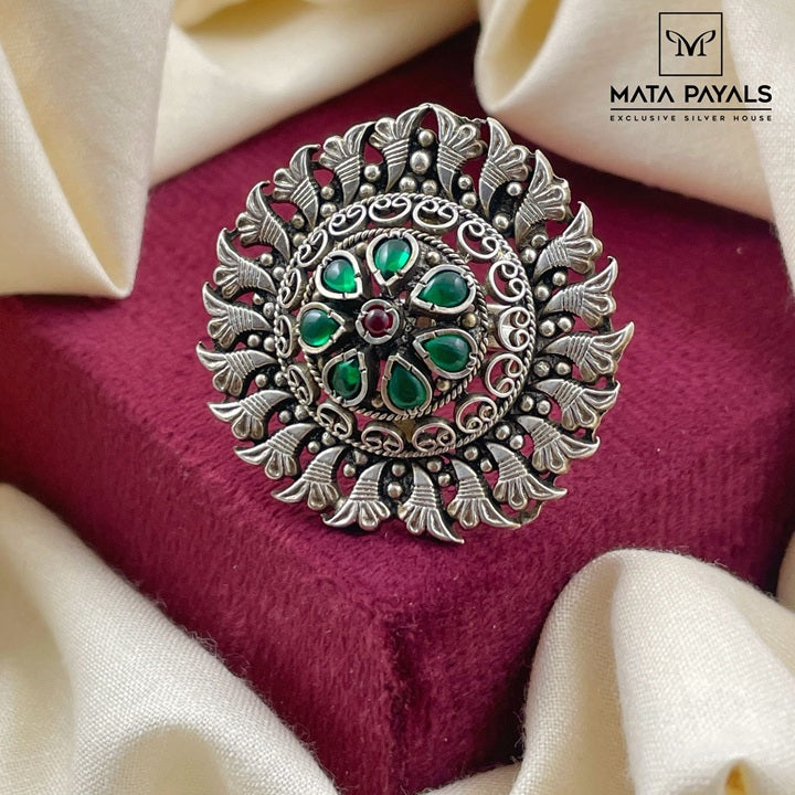 Green Floral Oxidised Fancy Ring