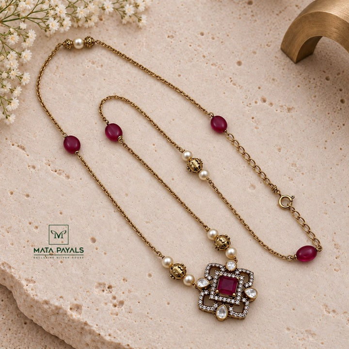 Exquisite Gold Plated Pendant Chain