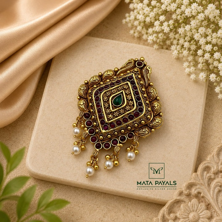Impressive Gold Polish pendant