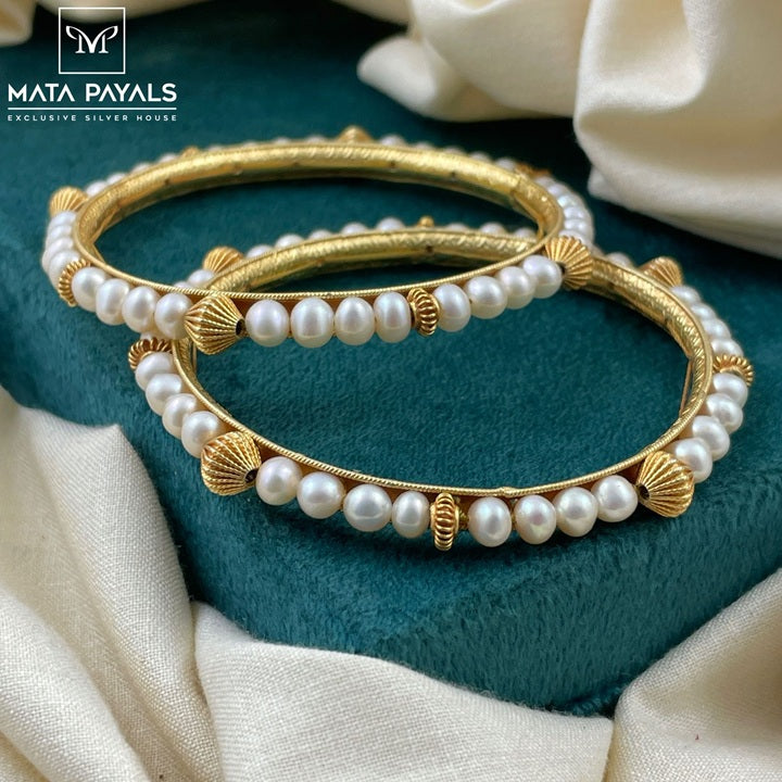 Pearl Gold Polish Bangle