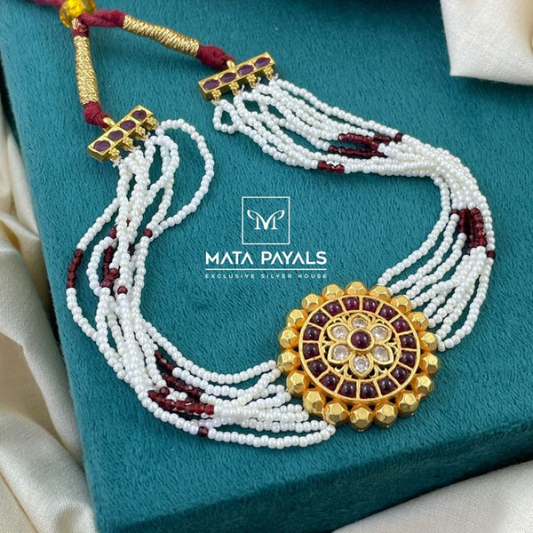 Fabulous Temple Choker