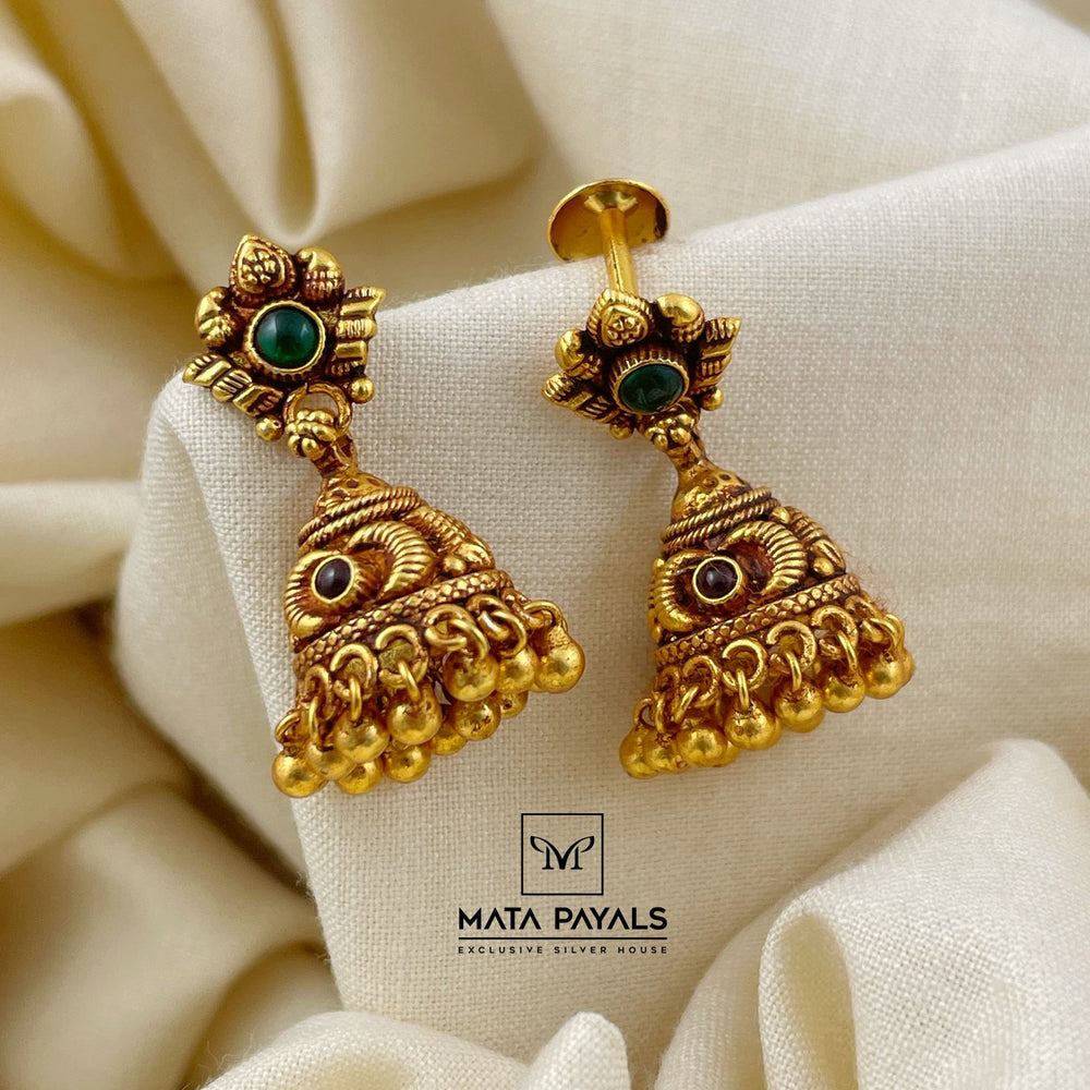 Glamorous Gold Polish Jumka