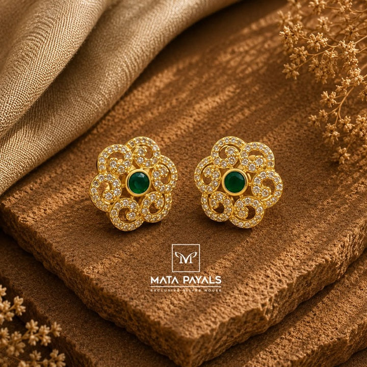 Exclusive Cut Stone Stud
