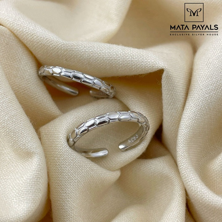 Galvanizing Silver Toe Ring