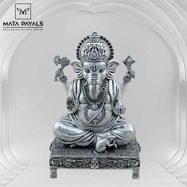 Gorgeous Ganesha Idol