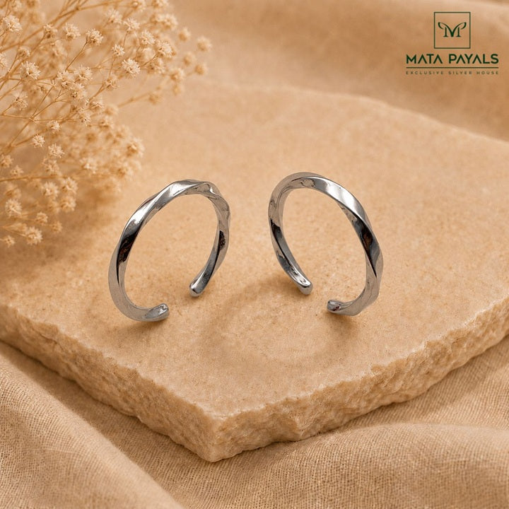 Impressive Silver Toe Ring