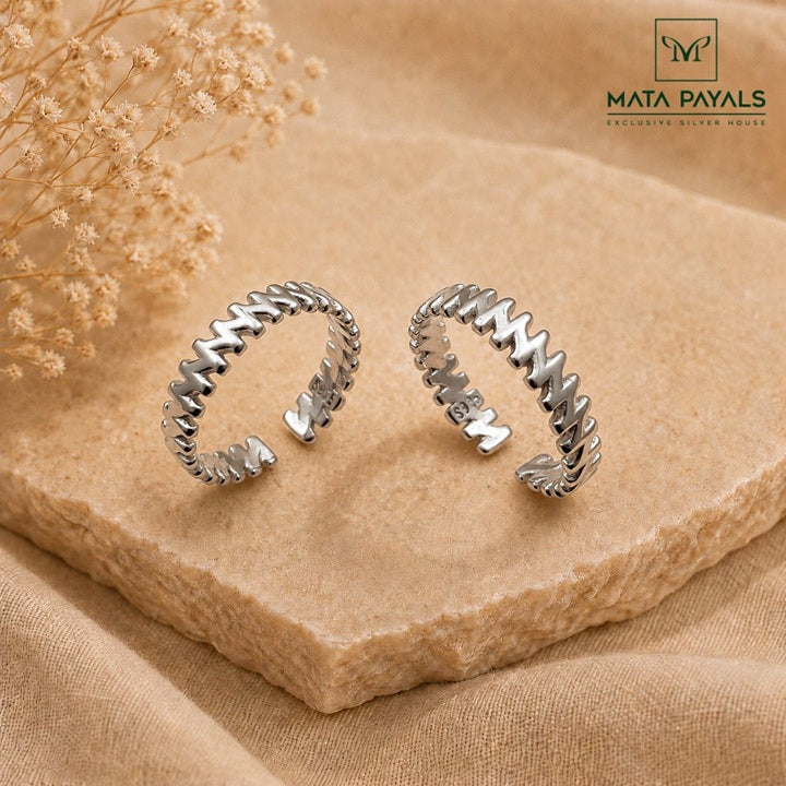 Ravishing Silver Toe Ring