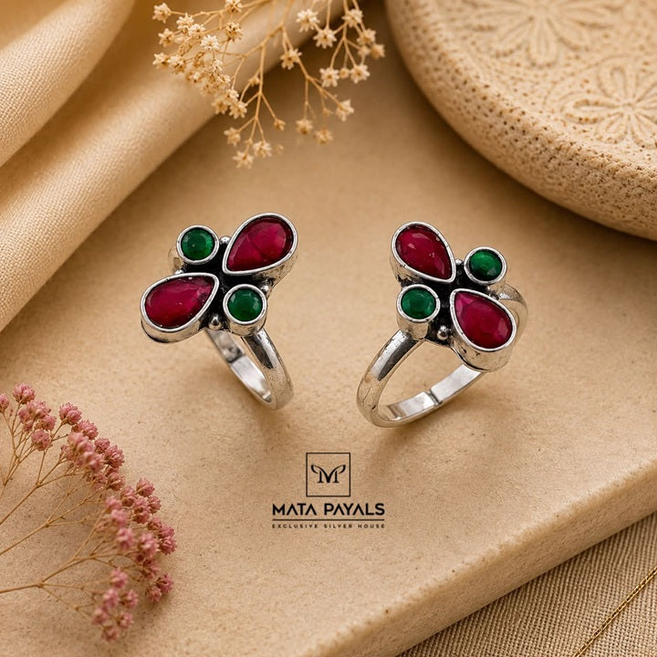 Mesmerizing Kundan Toe Ring