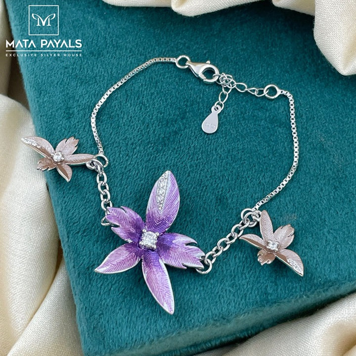 Classic Floral Bracelet