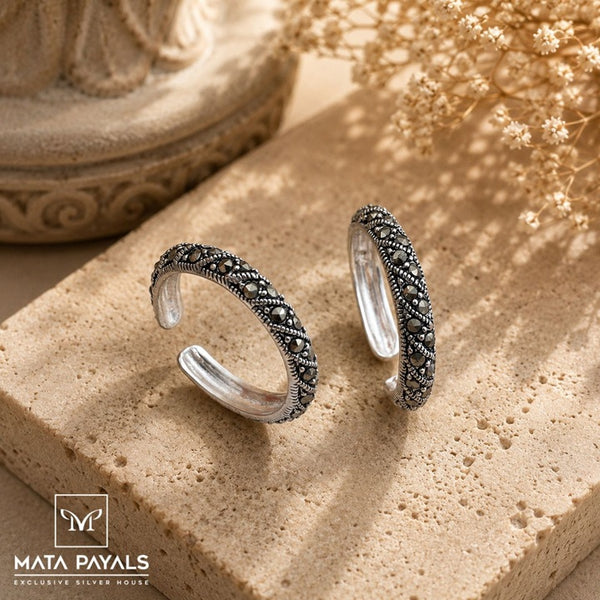 Fabulous Marcasite Toe Ring