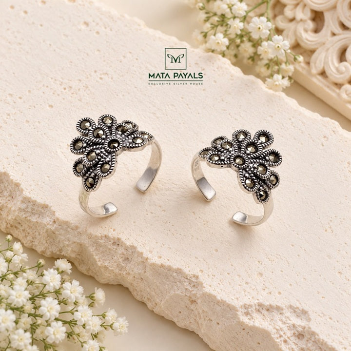 Impressive Marcasite Toe Ring