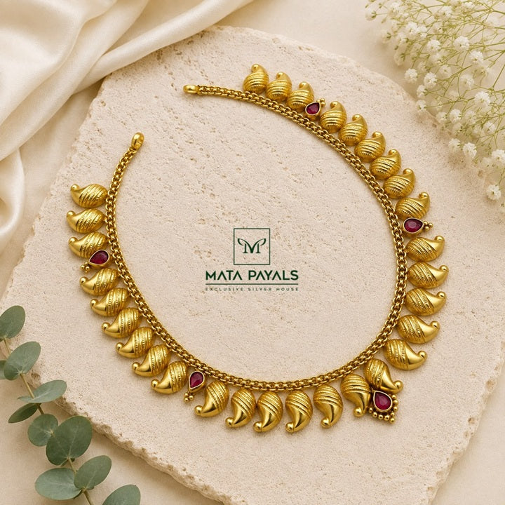 Fabulous Mango Design Necklace