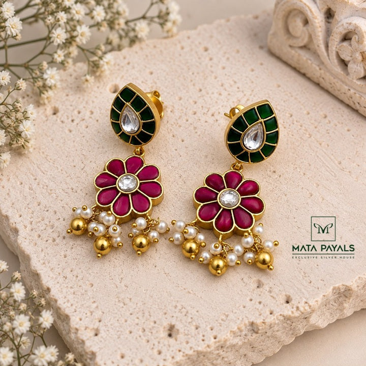 Pretty Kundan Hanging