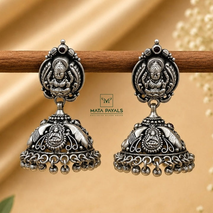 Traditional Lakshmi Jumka