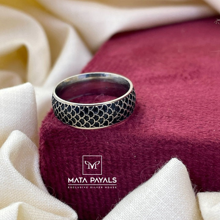 Trendy Finger Ring