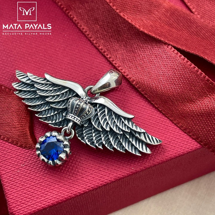 Queen Eagle Pendant