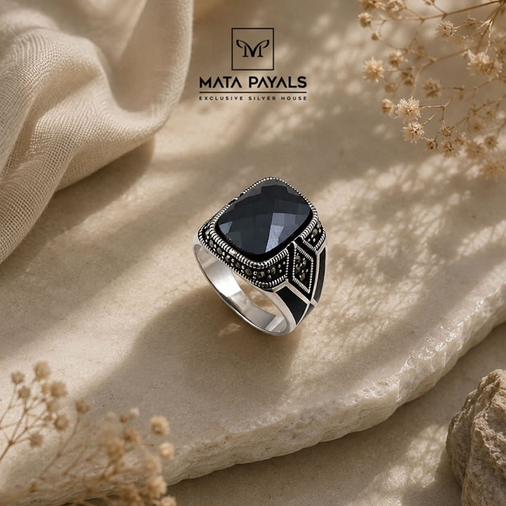 Unique Silver Men's Finger Ring