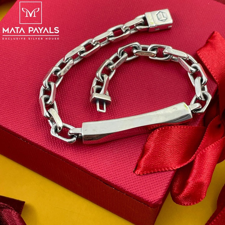 Ravishing Silver Bracelet