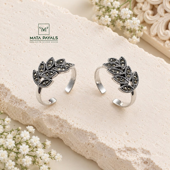 Leaf Design Toe Ring