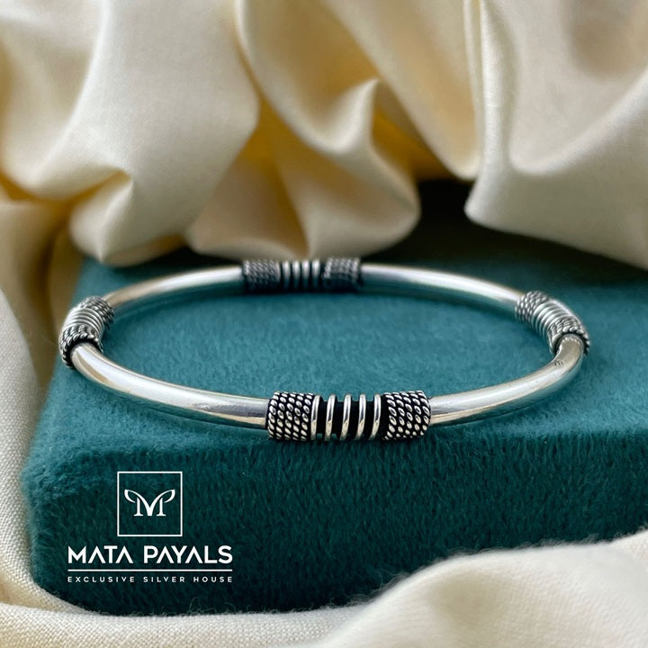 Impeccable Oxidised Kada