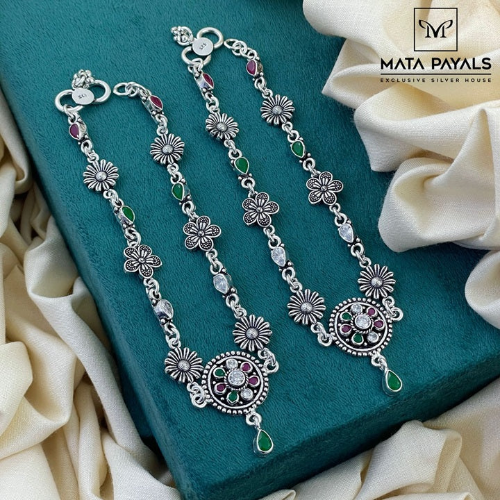 Ravishing Floral Anklet