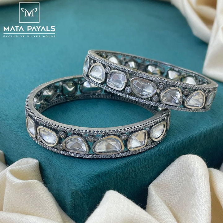 Gorgeous Oxidised Moissanite Bangle