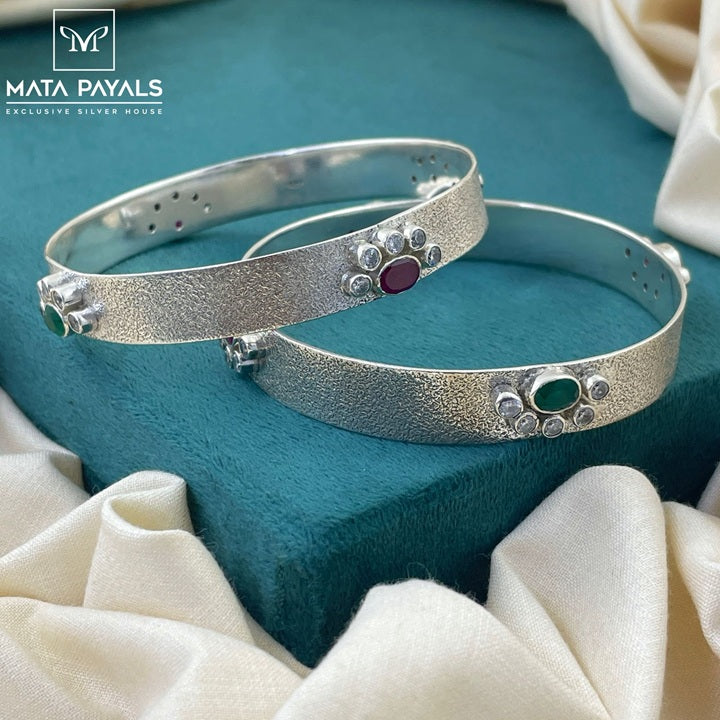 Morni Design Oxidised Bangle