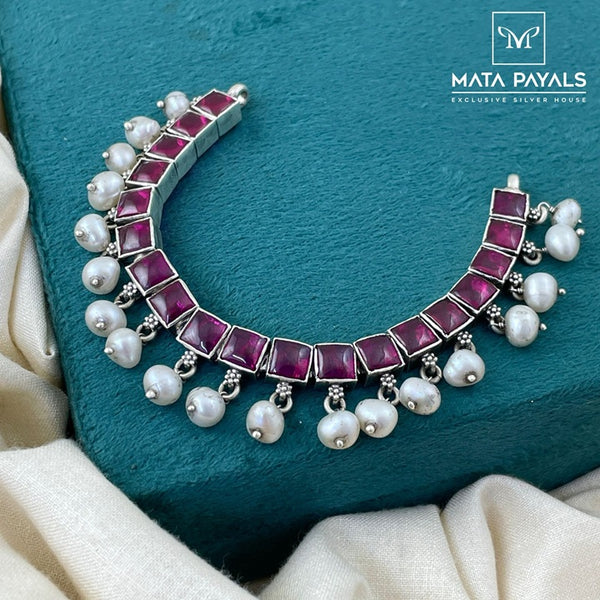 Dazzling Kemp Choker