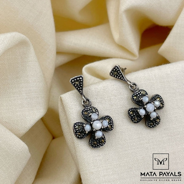 Blossomy Marcasite Pearl Earring