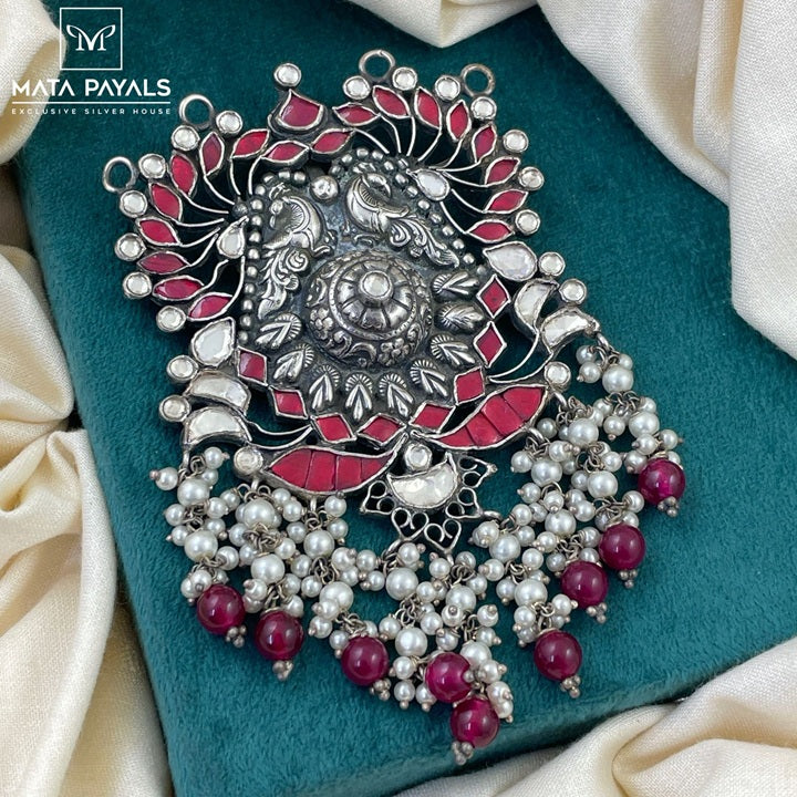 Rajwadi Nakshi Kundan Pendent