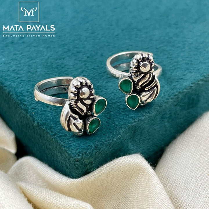 Fashionable Green Toe Ring