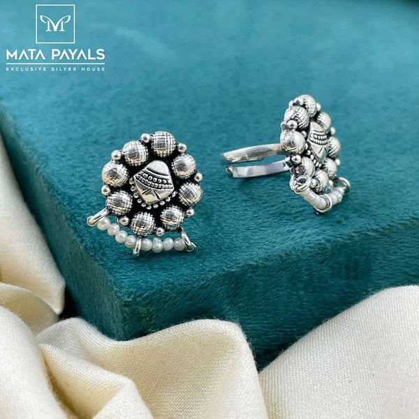 Elegant Oxidised Toe Ring