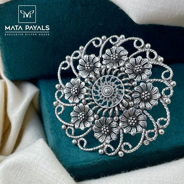 Plain Floral Finger Ring
