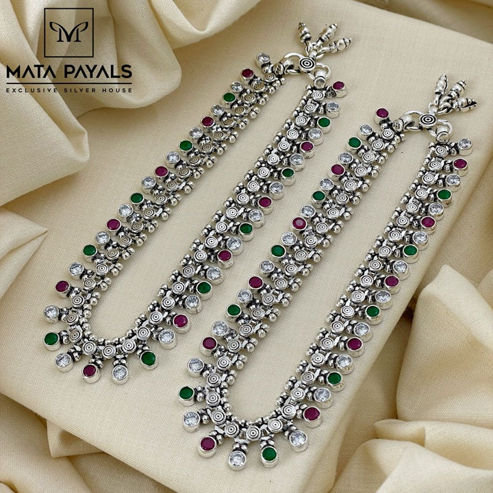 Charming Cut Stone Anklet