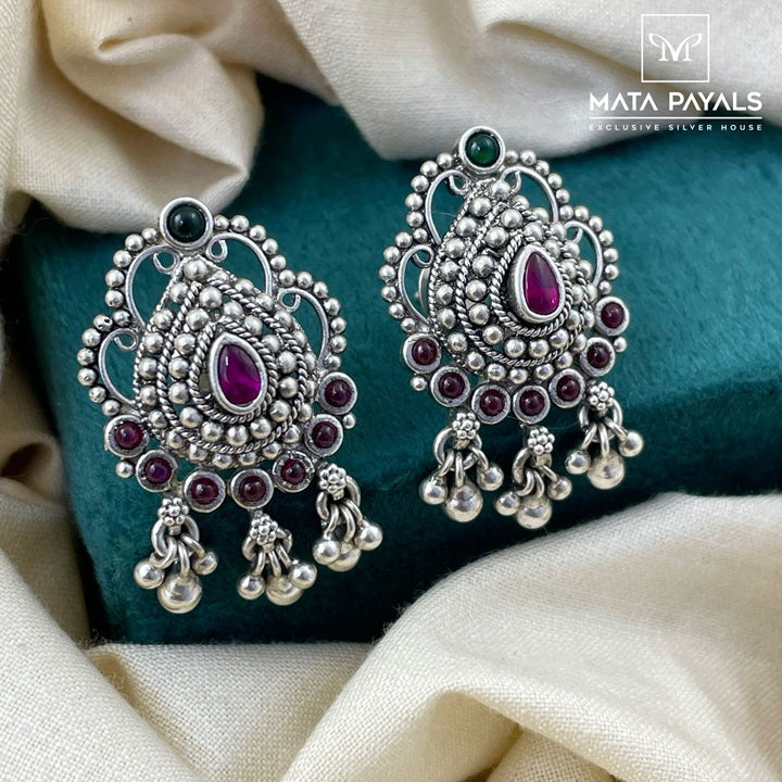 Traditional Oxididsed Stud
